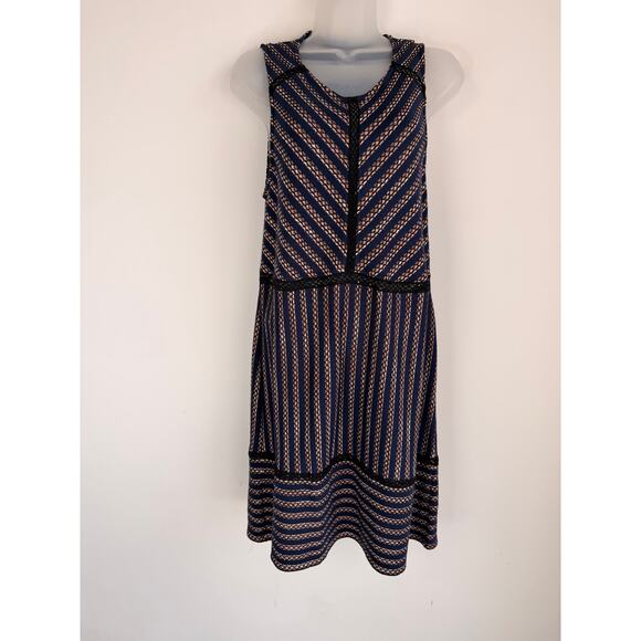 BCBGMAXAZRIA Blue Striped Sleeveless Knit Dress Lace Trim Size M - Picture 2 of 8